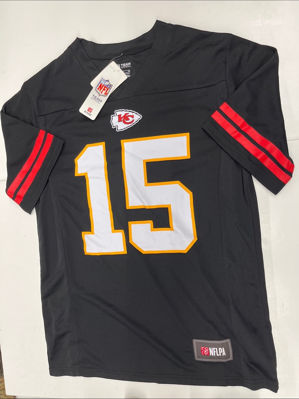 NEW NFL Officially Licensed Kansas City Chiefs #15 MAHOMES Jersey size Small